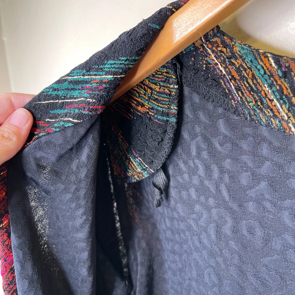 A Touch Of Class | VTG Metallic Brush Stroke Abstract Print Open Front Cardigan